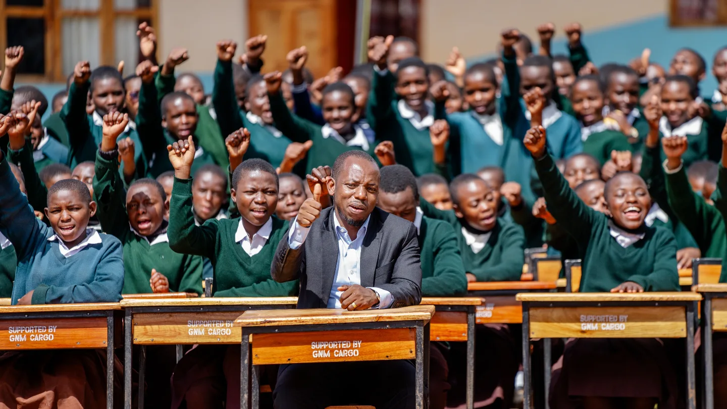 GNM Cargo tumekabidhi madawati 40 kwa Shule ya Sekondari Ilumaki iliyopo Lupalilo, Makete mkoani Njombe.